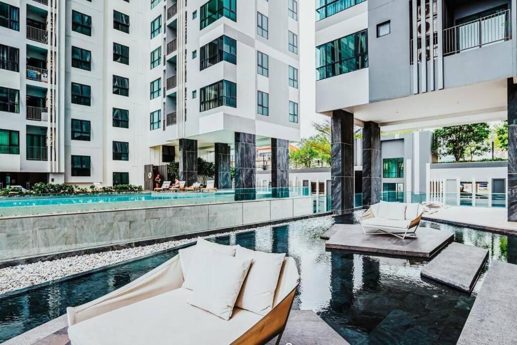 Sea View 2 Bed Room Condo @ Central Pattaya Eksteriør billede