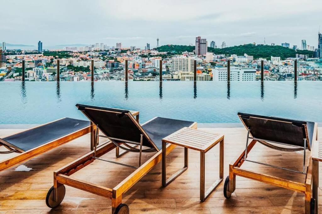 Sea View 2 Bed Room Condo @ Central Pattaya Eksteriør billede
